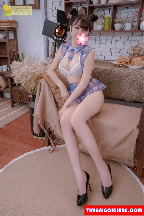 Em gái gọi Bùi Diễm Anh chỉ 240K dâm bím khít hình 56