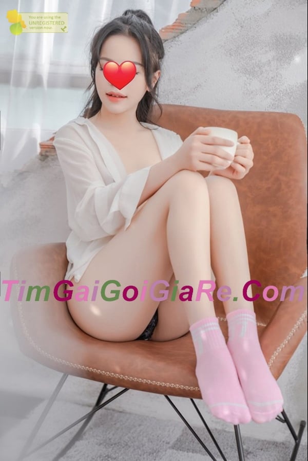 Gái gọi giá rẻ huyện Bình Giang xinh nóng bỏng chiều mọi tư thế hình 2