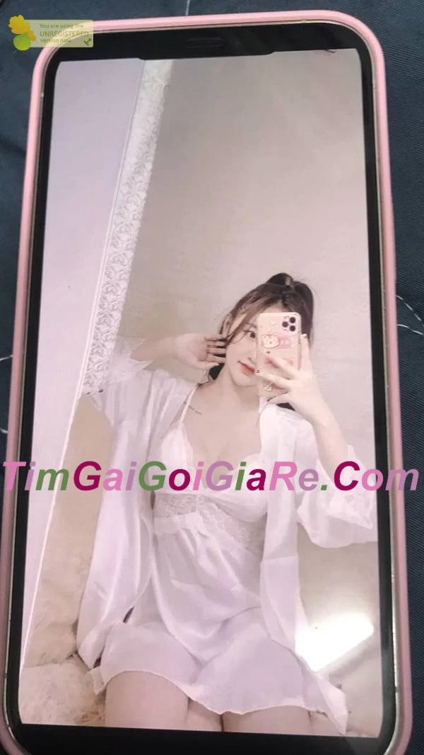 Gái gọi giá rẻ huyện Cư M'gar gầm cao máy thoáng xinh xắn hình 4